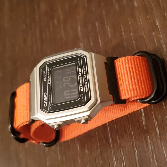 Casio W217H Chronograph Alarm Mens Watch - Picture 7 of 10